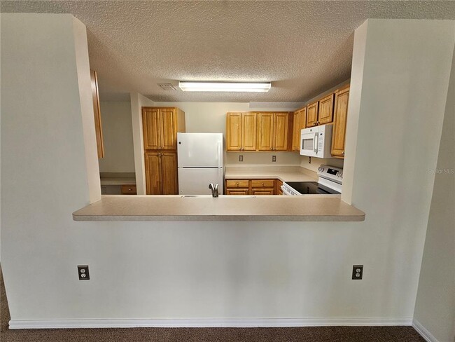 Building Photo - 5552 Bentgrass Dr