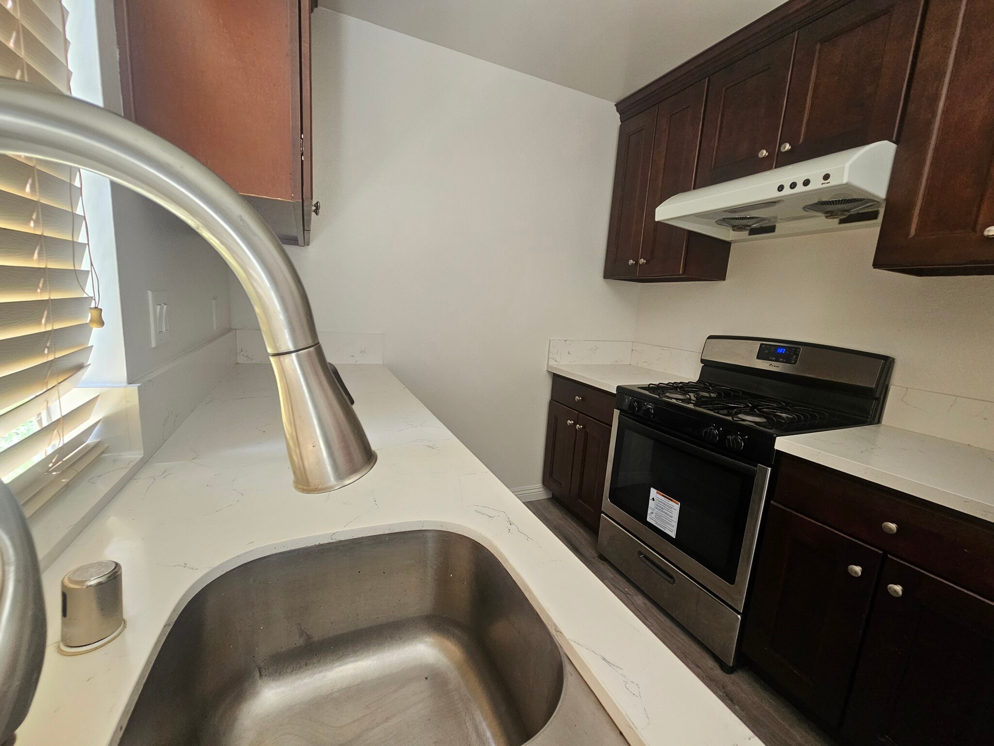 Building Photo - 23220 Pryor Pl