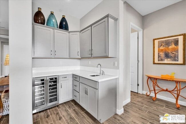 Building Photo - 70 Zinfandel