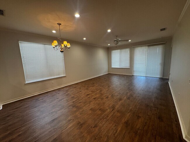 Building Photo - SOLAR HOME IN LINCOLN SUN CITY 55+ DEL WEBB COMMUNITY!