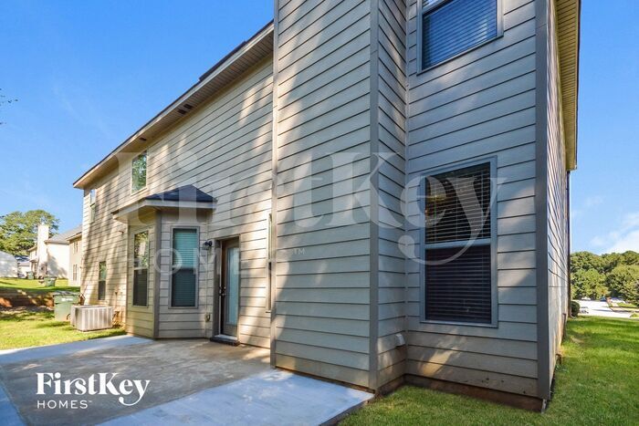 Building Photo - 9180 Gallitin Dr SW