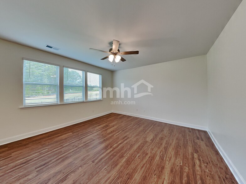 Building Photo - 118 Keyser Dr