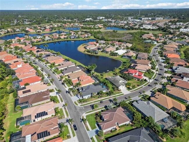 Building Photo - 1241 Creek Nine Dr