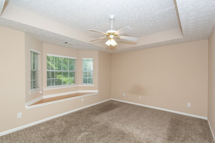 Building Photo - 1840 Courtyard Ln