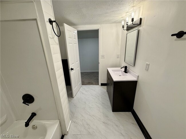 Building Photo - 5636 Hopkins Rd