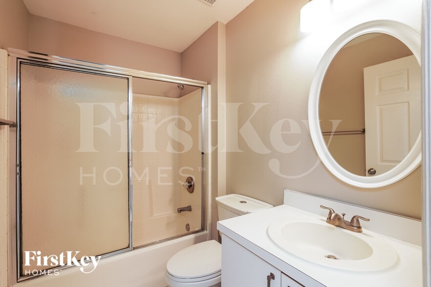 Building Photo - 873 Jarnac Dr