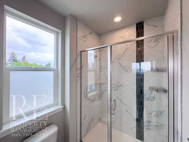 Building Photo - Modern 3-Story Bremerton Home with Water Views on Every Level