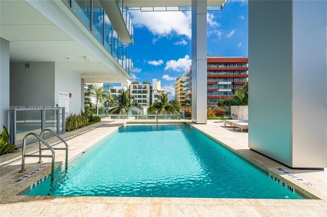 Building Photo - 120 Ocean Dr