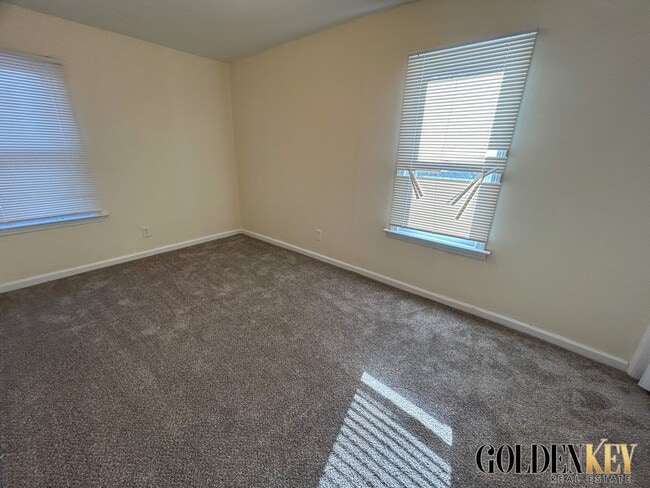 Building Photo - Newly Remodeled Westside 3 Bedroom Home!