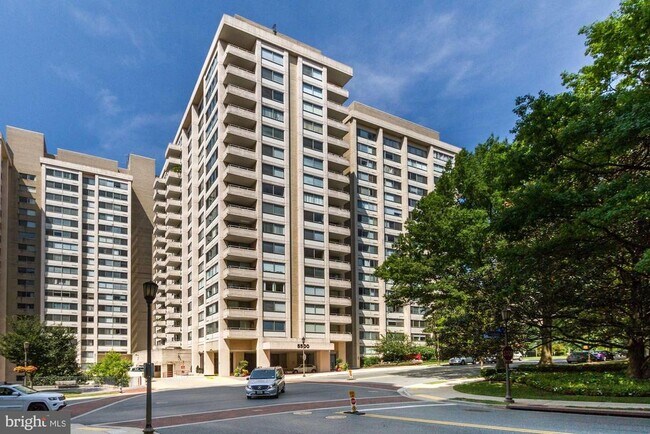 Building Photo - 4515 Willard Ave