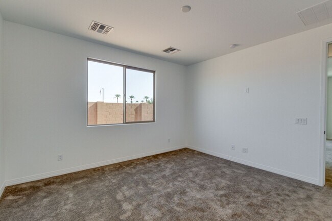 Building Photo - Seasons at Villago, Casa Grande, AZ, Beaut...
