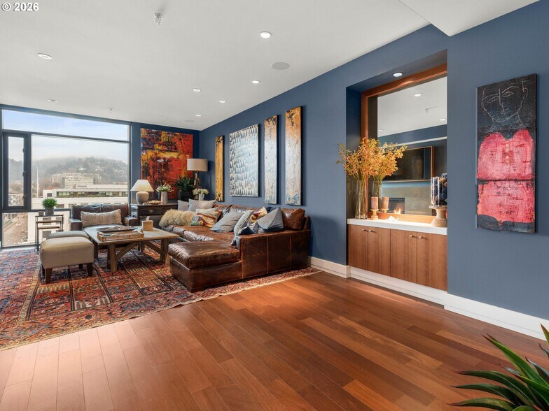 Building Photo - 311 NW 12th Ave