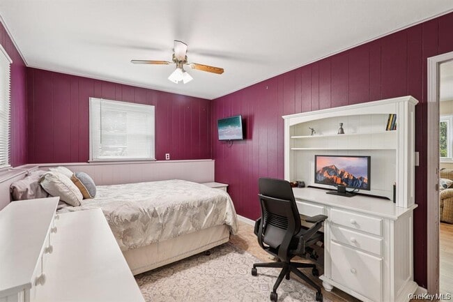 Building Photo - 118 Standish Dr