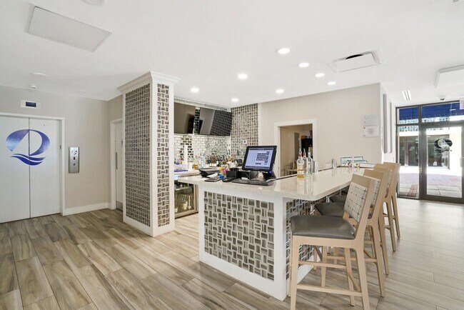 Building Photo - 4000 N Ocean Dr