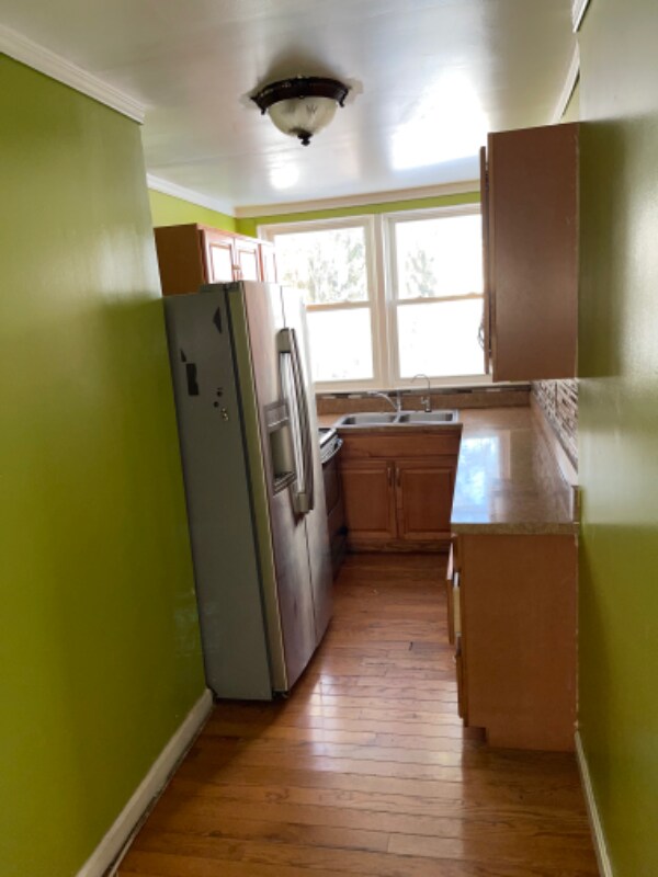 Building Photo - 16 Montgomery St