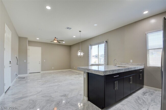 Building Photo - 12101 Edgehurst Ct