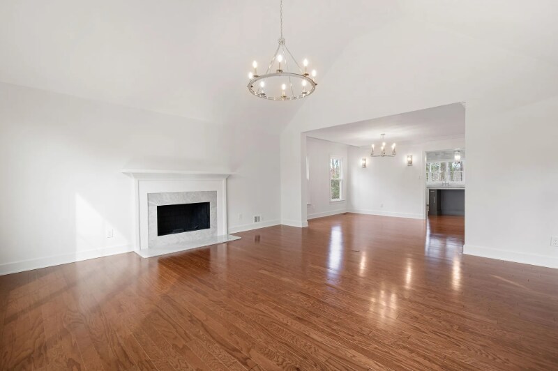 Building Photo - 1986 Willeo Creek Point