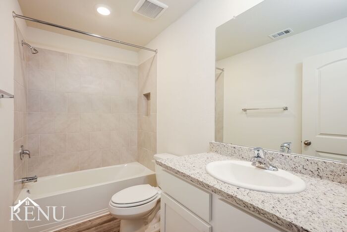 Building Photo - 11026 Yonder Flts