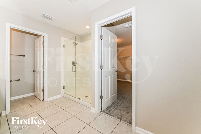 Building Photo - 1067 Persimmon Dr
