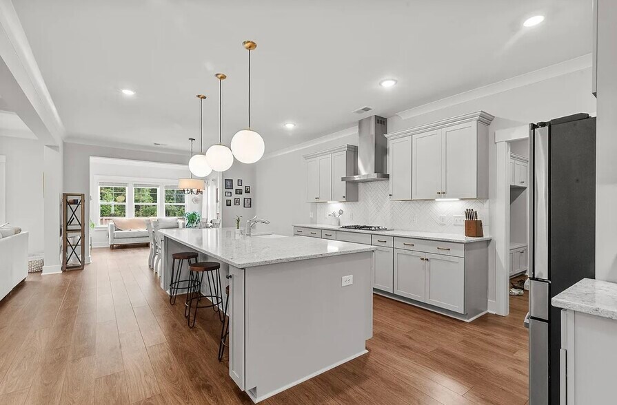 Building Photo - 256 Fiddleback Dr