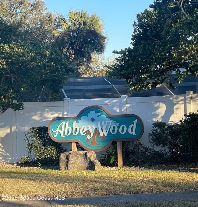 Building Photo - 2555 Street Pauls Dr