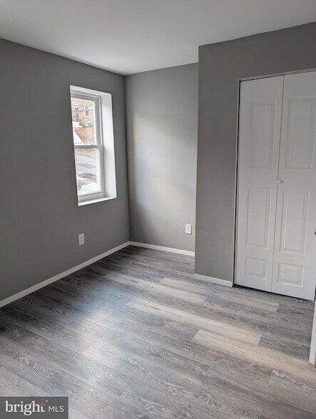 Building Photo - 246 Pierce St