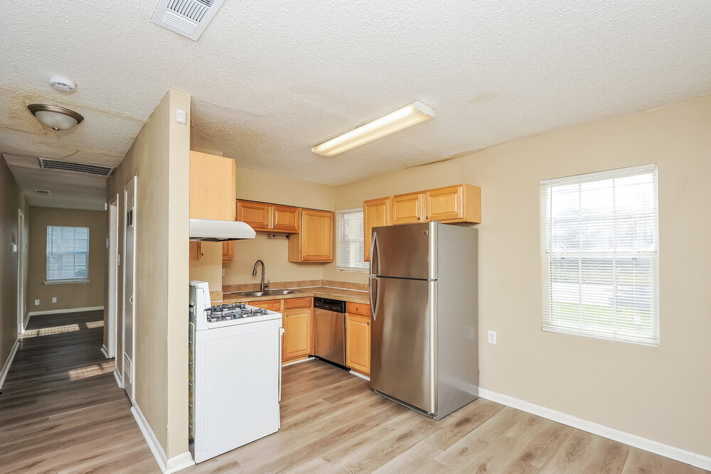 Building Photo - 824 Renfro Dr