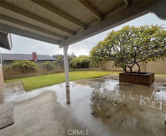 Building Photo - 12781 Topaz St