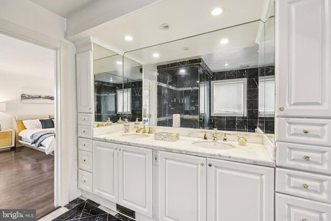 Building Photo - 5301 Goldsboro Rd