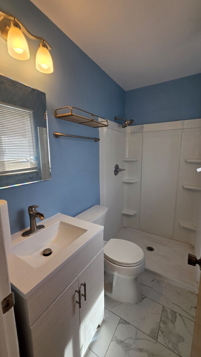 Building Photo - Spacious 3 Bed/ 3 Bath in Widefield Cul-de-Sac