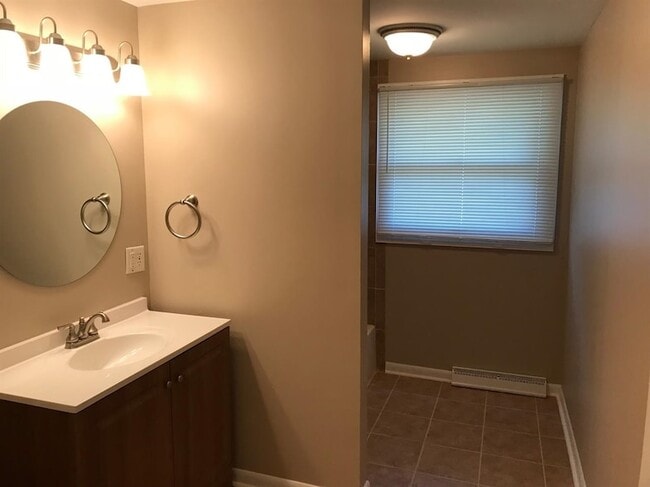 Building Photo - 6735 Van Buren Pl