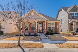 Building Photo - 1008 Holly Anne Ln