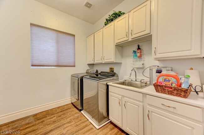 Building Photo - 10212 Stone Briar Ct