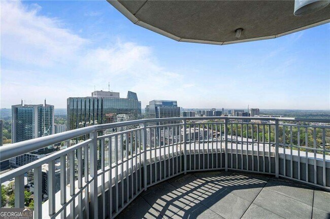 Building Photo - 3338 Peachtree Rd