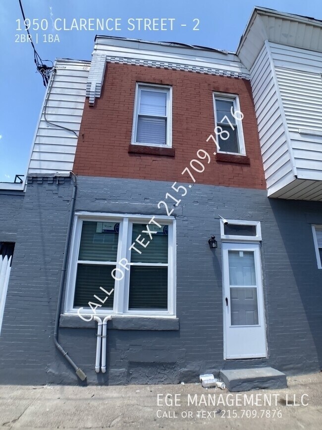 Building Photo - 1950 Clarence St