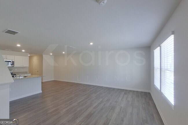 Building Photo - 307 Ironwood Ct