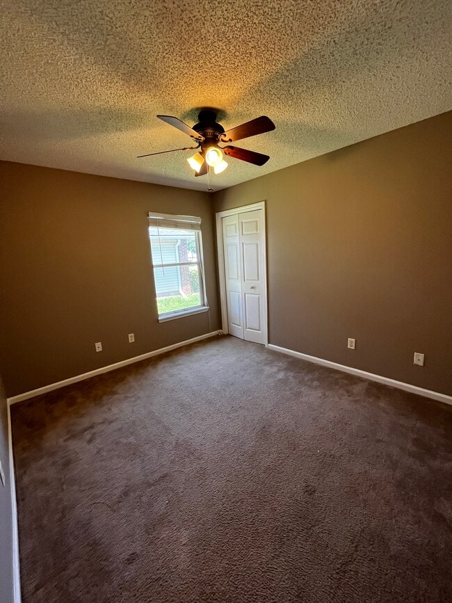 Building Photo - 1410 Soaring Flight Way
