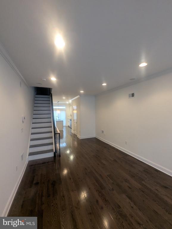 Building Photo - 608 McKean St