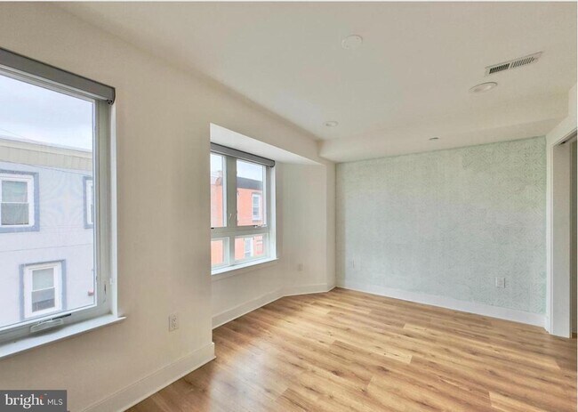 Building Photo - 2503 Ingersoll St