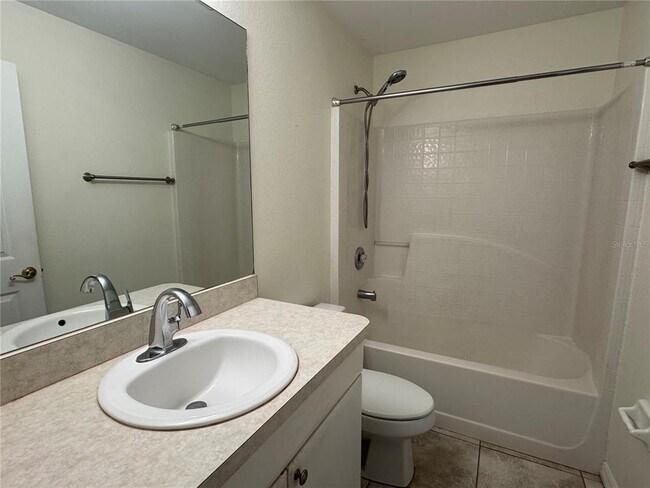 Building Photo - 2349 Honey Ln