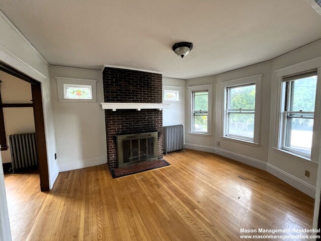 Building Photo - Rustic Apartment w. Fireplace, Fire Pit Ar...