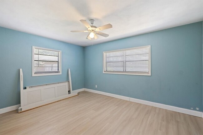 Building Photo - 145 18th Ave