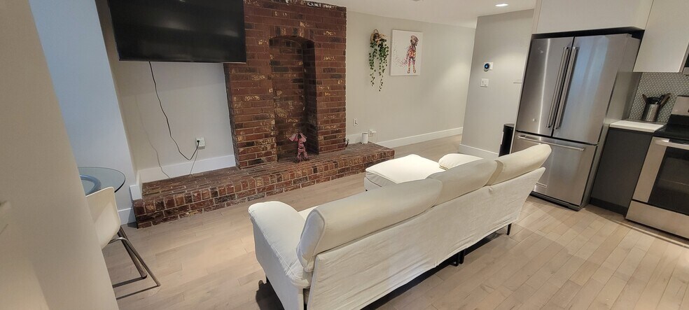 Building Photo - 51 Q St NW