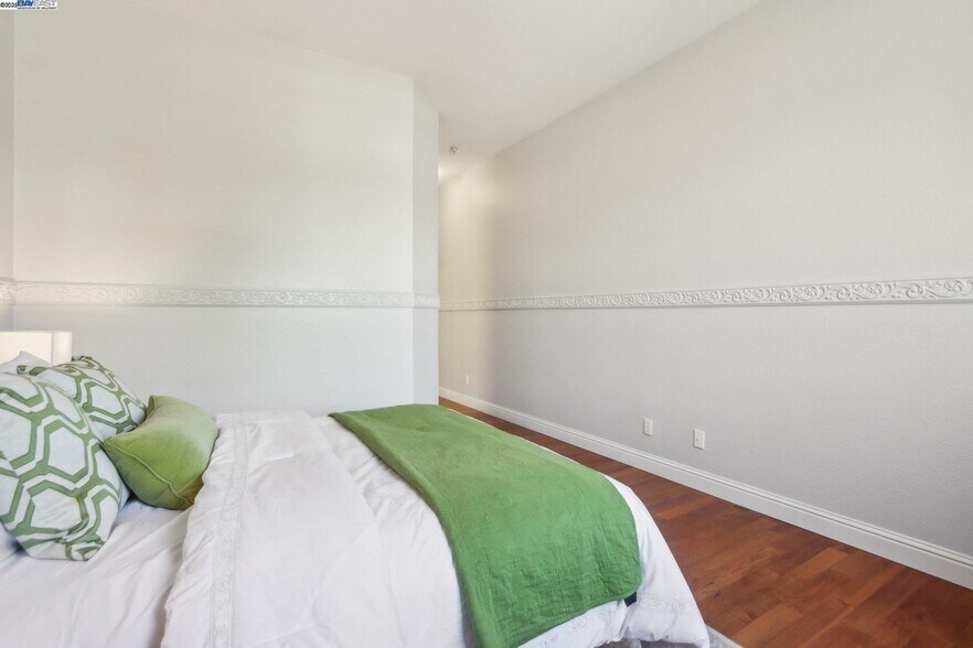 Building Photo - 1730 Cutter Ct