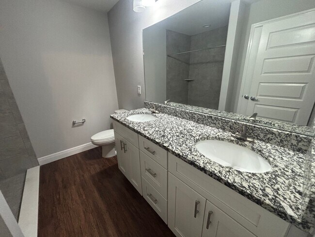 Building Photo - Custom Home - Desirable Citrus Springs Nei...