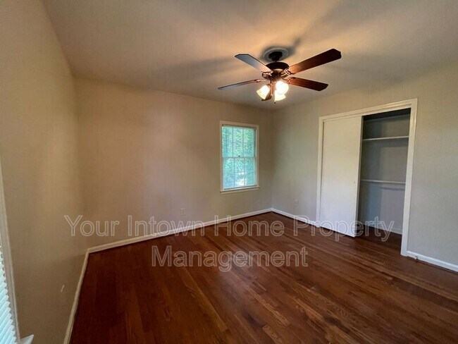 Building Photo - 2694 Shetland Dr