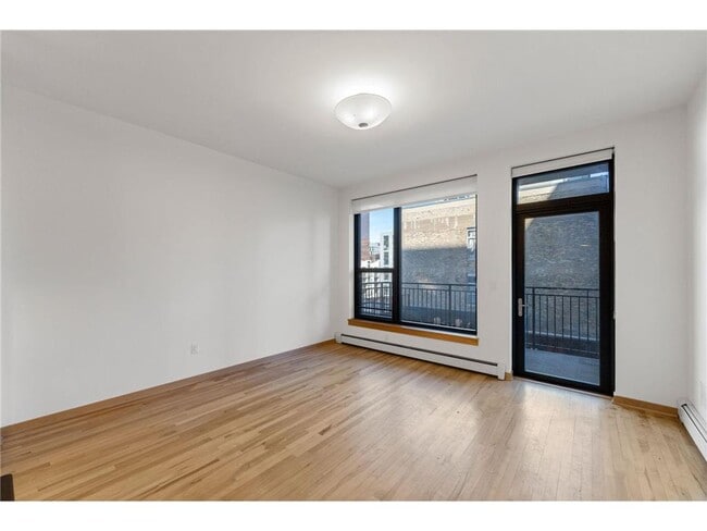 Building Photo - 740 Portland Ave