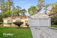 Building Photo - 206 Red Oak Dr