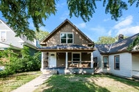 Building Photo - 2612 Bales Ave