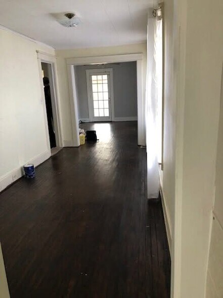 Building Photo - 116 Durland Ave